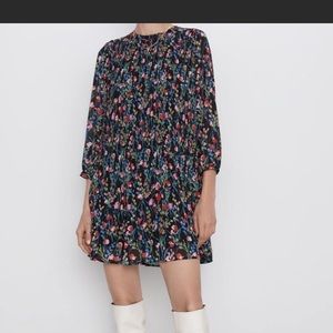 XL Zara All over Pleat Black Floral Dress